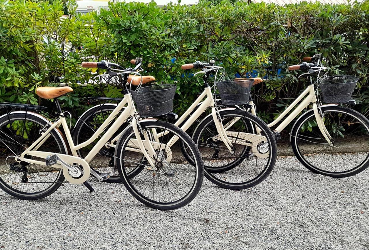 Ampio, Elegante Apt Con Aria Condizionata E Bici Gratis Viareggio Exterior foto